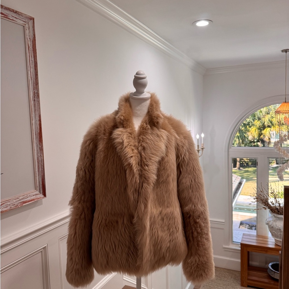 Luxurious Beige Shearling Jacket